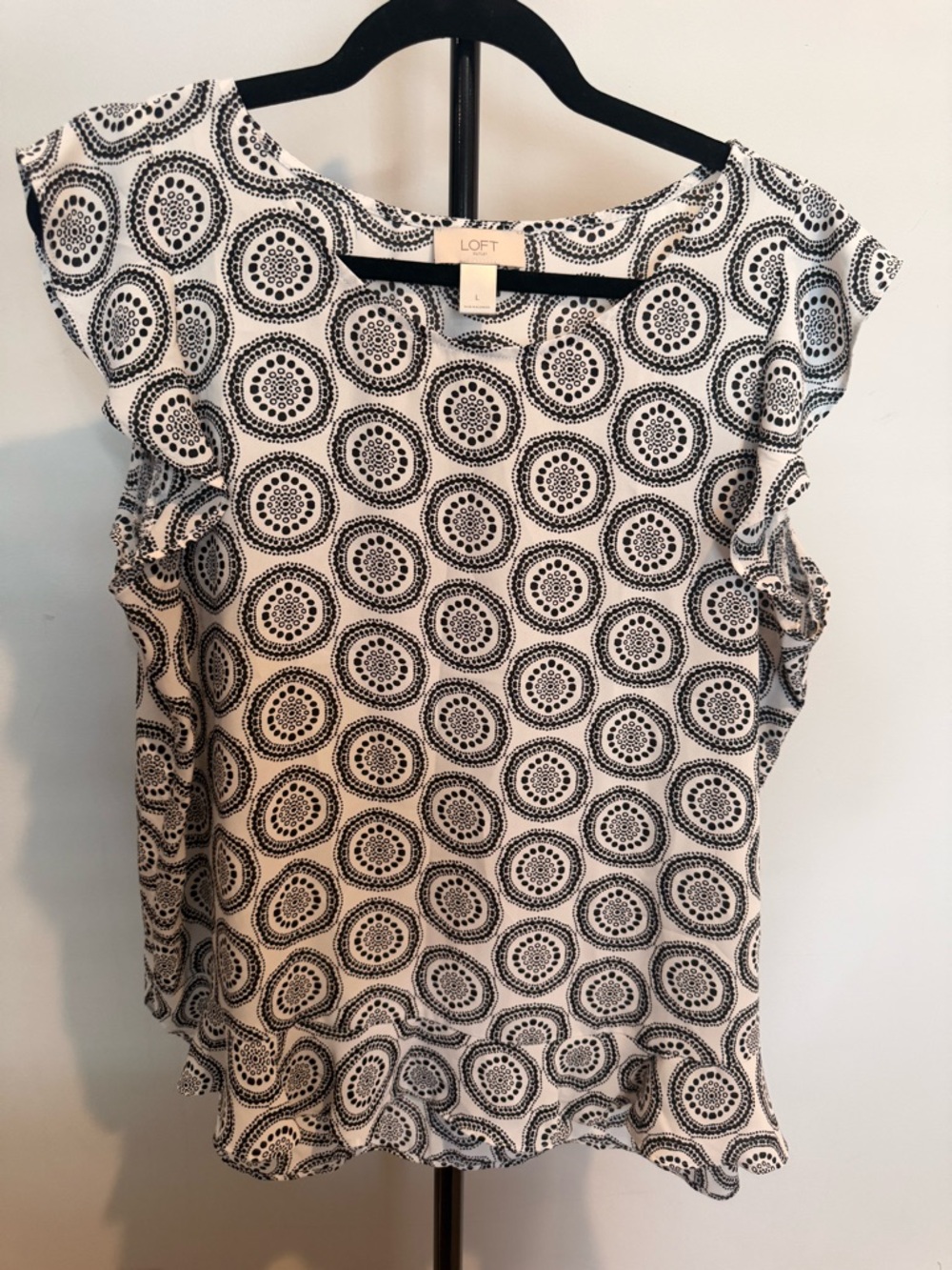 LOFT Black & White Circular Print Ruffle Sleeve Blouse